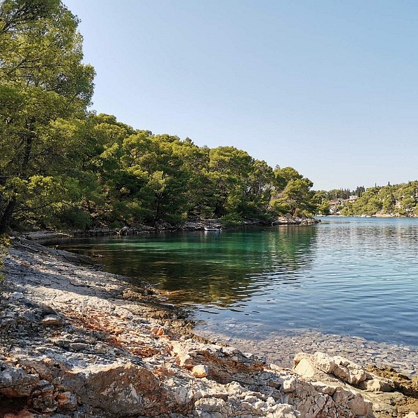 ESCAPADE RESSOURCEMENT A HVAR